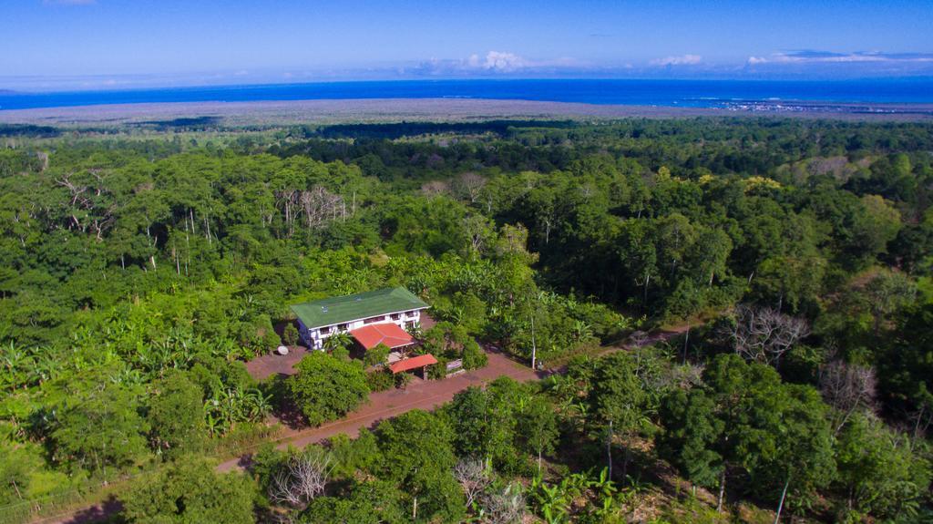 Casa Natura Galapagos Lodge Bellavista  Exterior photo